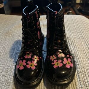Dr. Martens Pansey Fayre Combat Boots - Kids